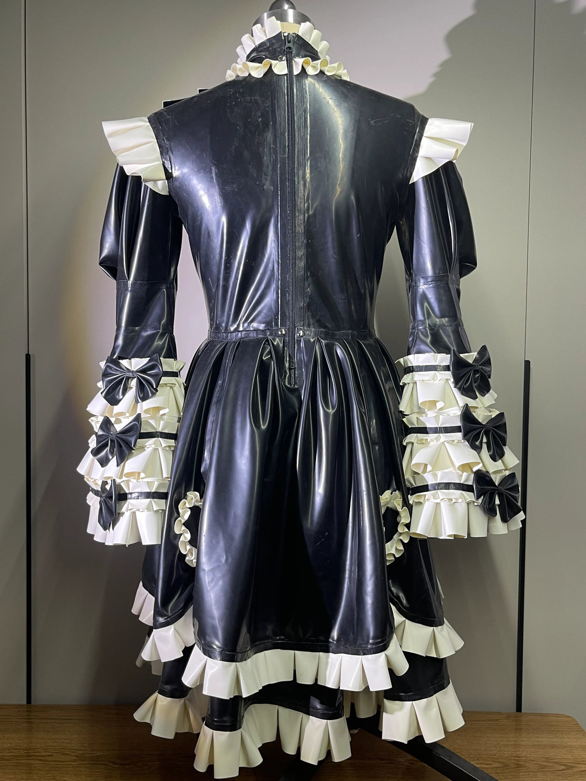 High-Neck Long-Sleeve Latex Catsuit